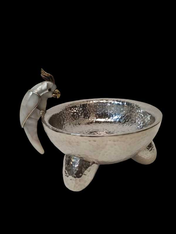 Cockatoo Molcajete