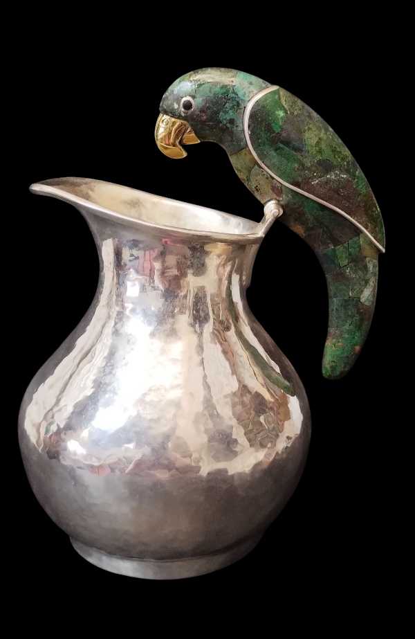 Parrot Pitcher