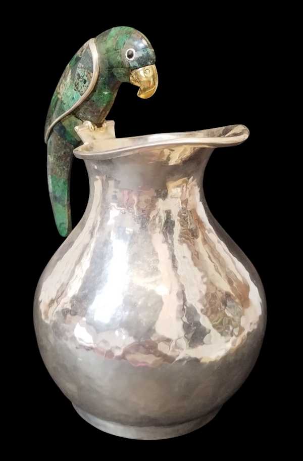 Parrot Pitcher