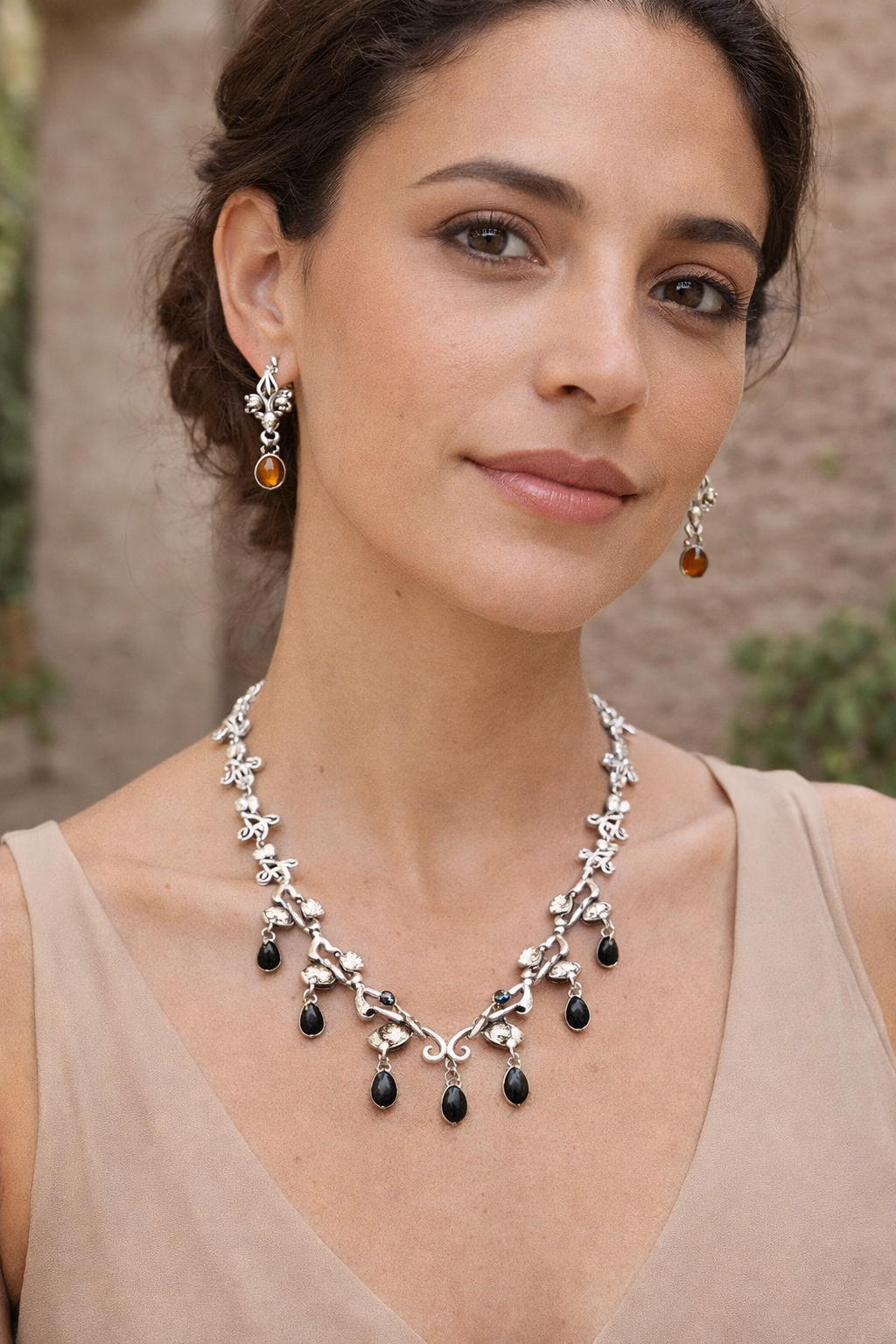 Alcatraz Necklace and Earrings Set in Sterling Silver and Amber from Chiapas