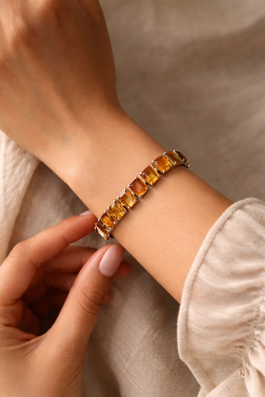 Caterpillar Silver Bracelet with Amber from Chiapas