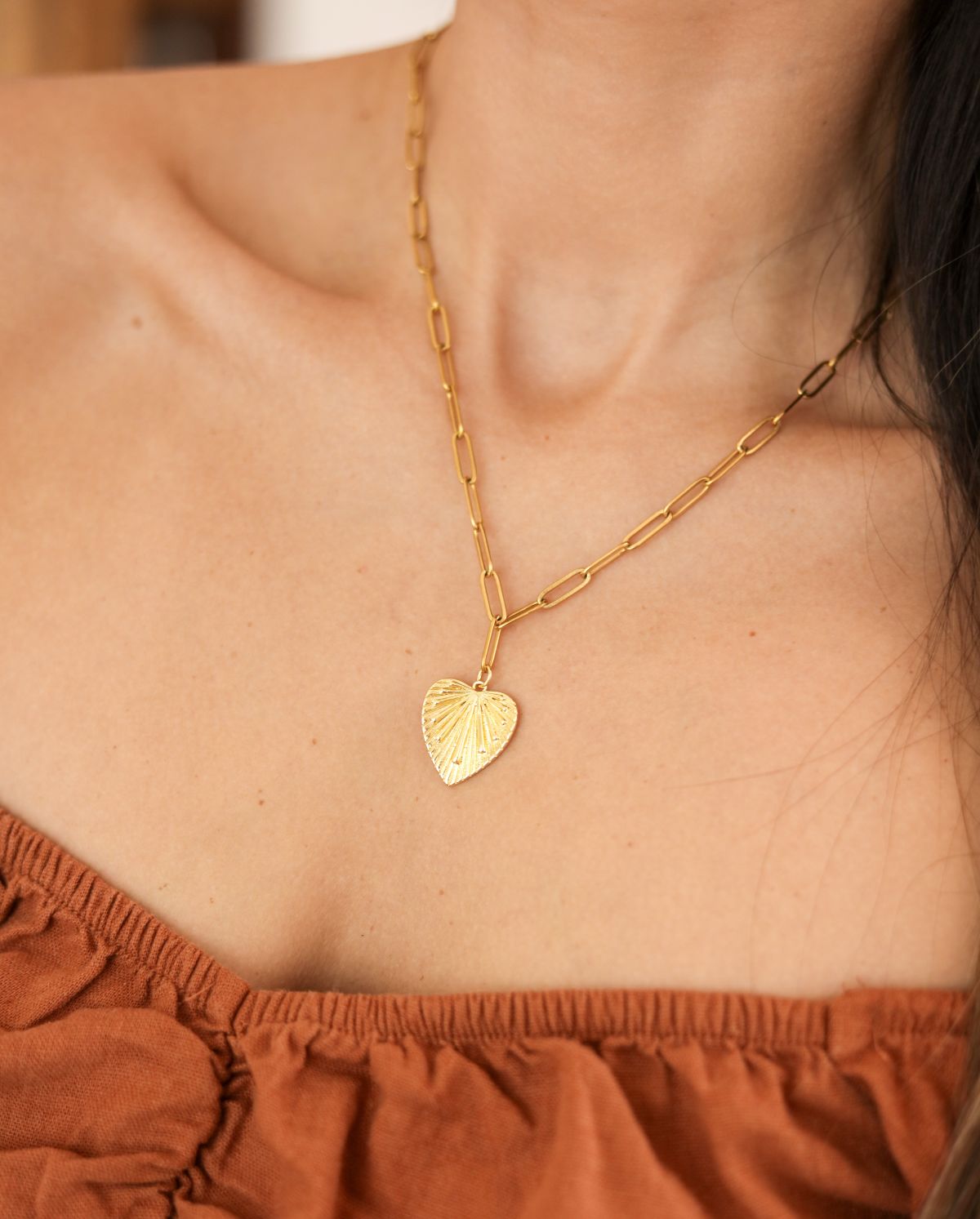 Rae Necklace