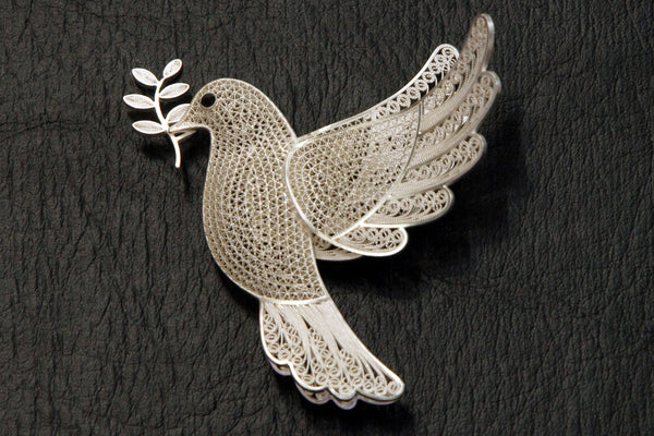 Bird Of Peace Filigree Brooch in Silver
