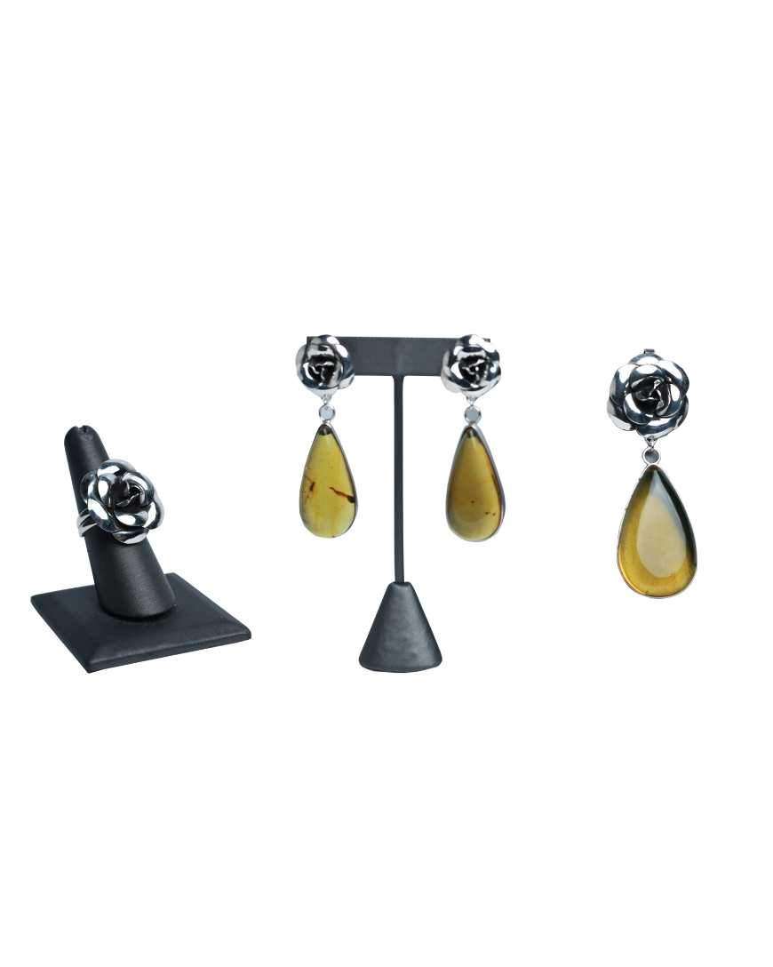 Eglantine Jewelry Set