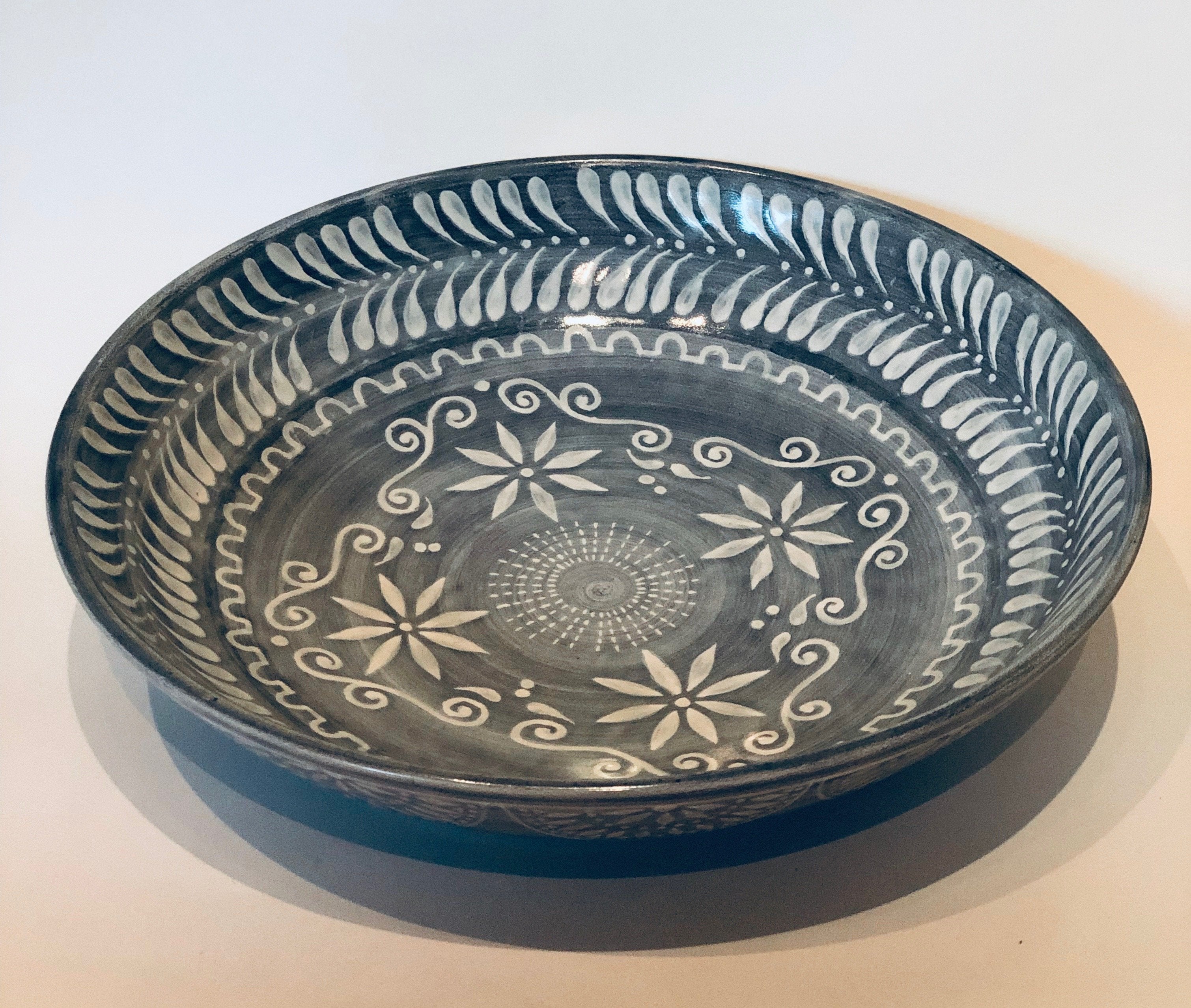 Hand Painted Stoneware Gray Coco Big Bowl