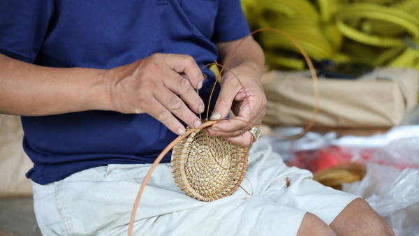Sustainability in Artisan Production – Best Practices for Earth Month