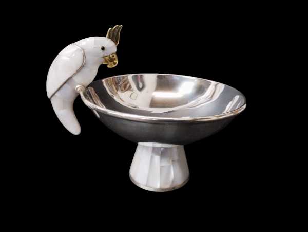 Chalice-Style Cockatoo Themed Centerpiece