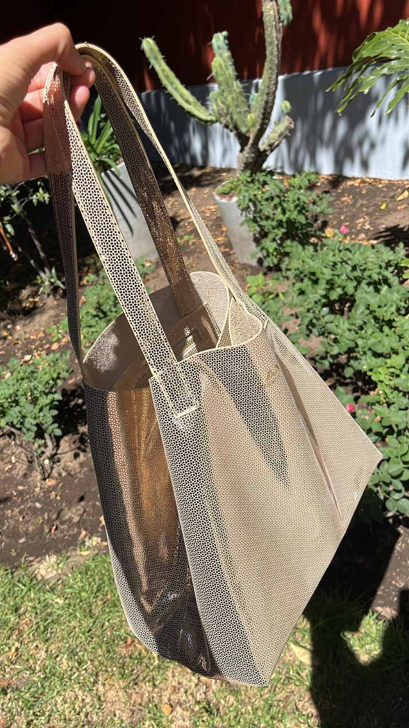 Egola Gold Shopping Bag