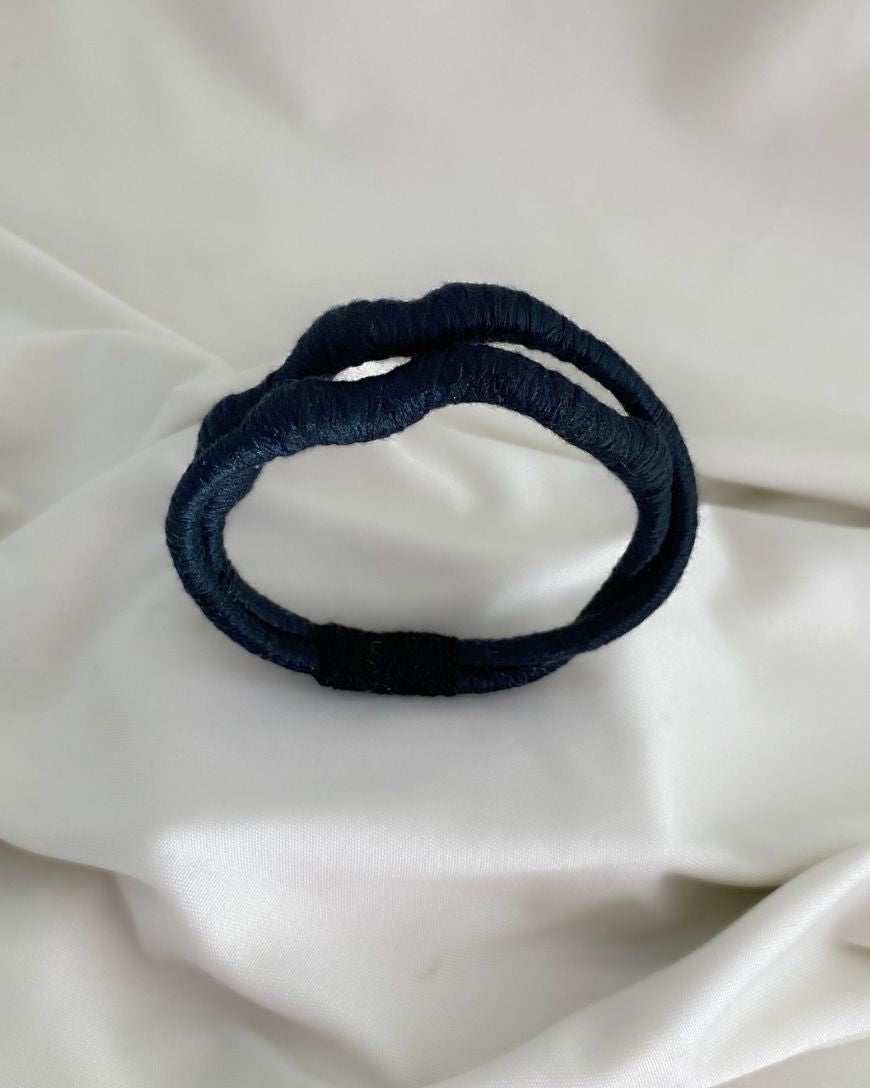 Black/Navy Necklace and Bracelet Set