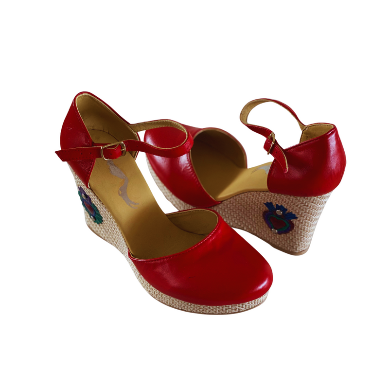 “Corazon Divino” Espadrilles