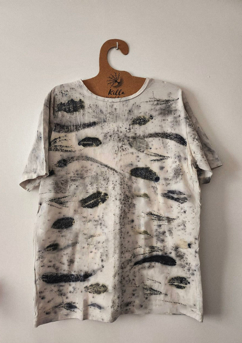 Basic Eco-Print Cotton T-Shirt with Natural Leaf Print – Sustainable Fashion