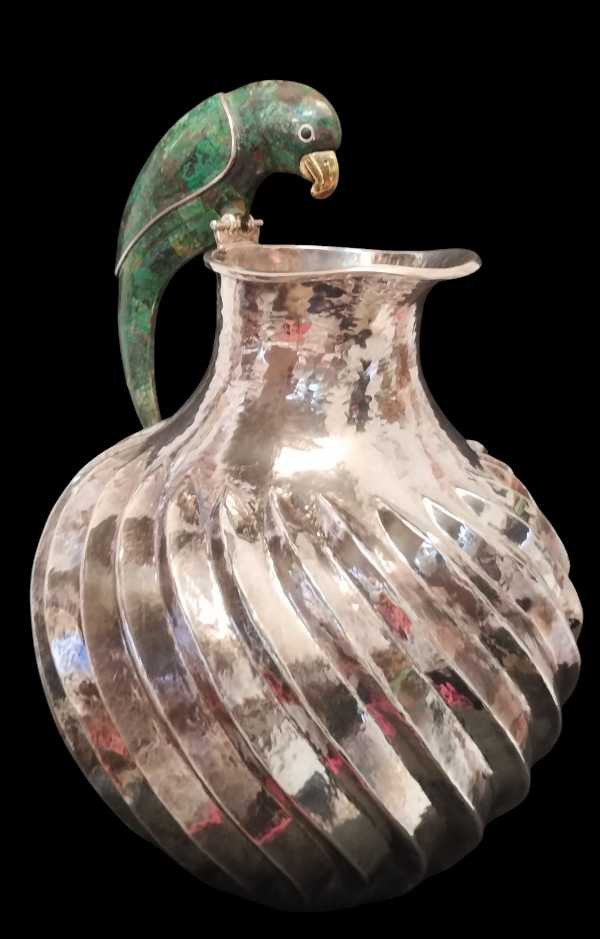 Special Parrot Pitcher