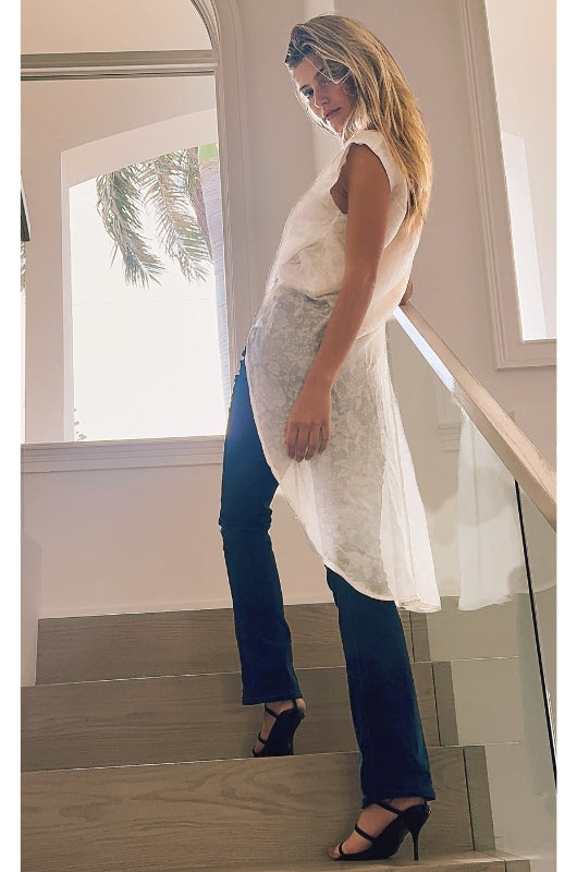 ELIZABETH Hi-Low Cold Shoulder Blouse