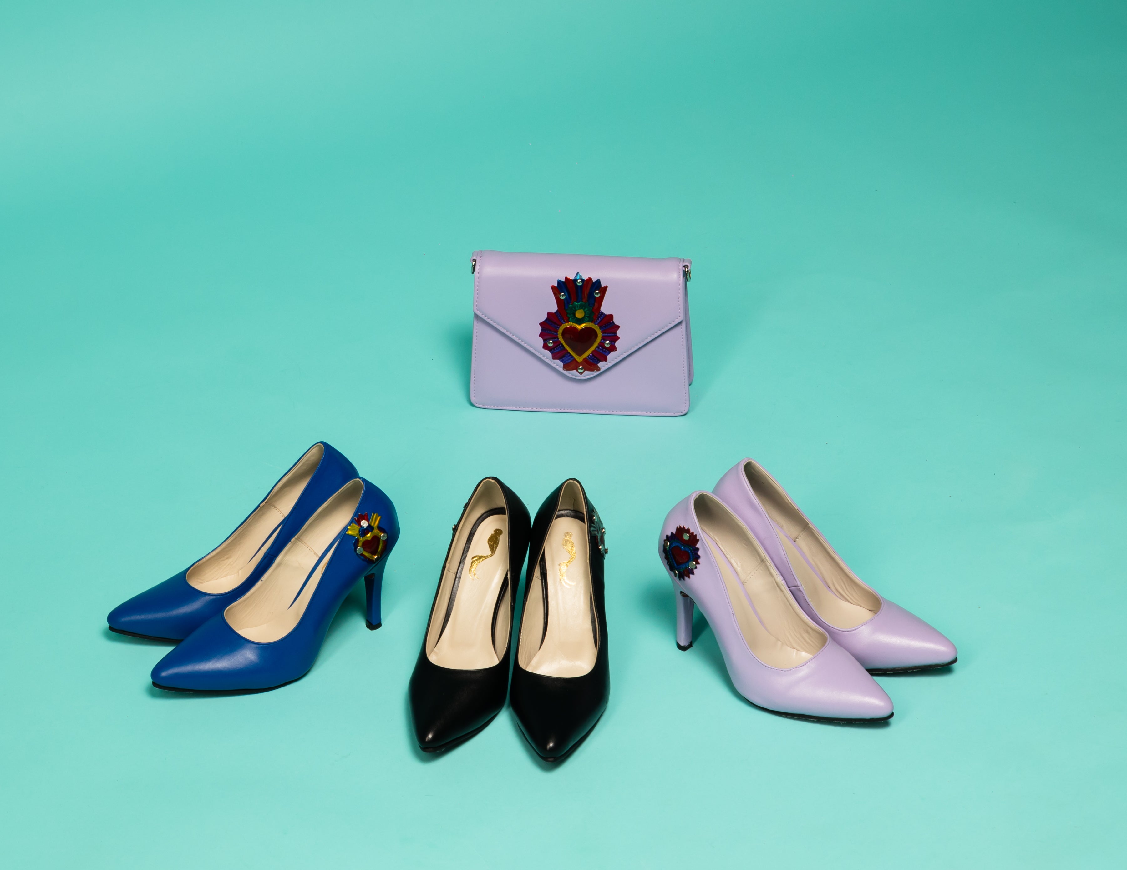 Corazón Divino Heels