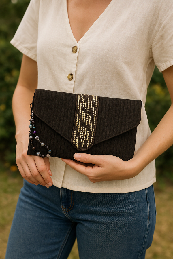 Black SinuForYou Straw Clutch
