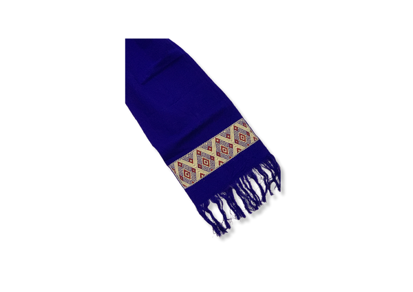 Scarf with Diamond Shaped Brocade