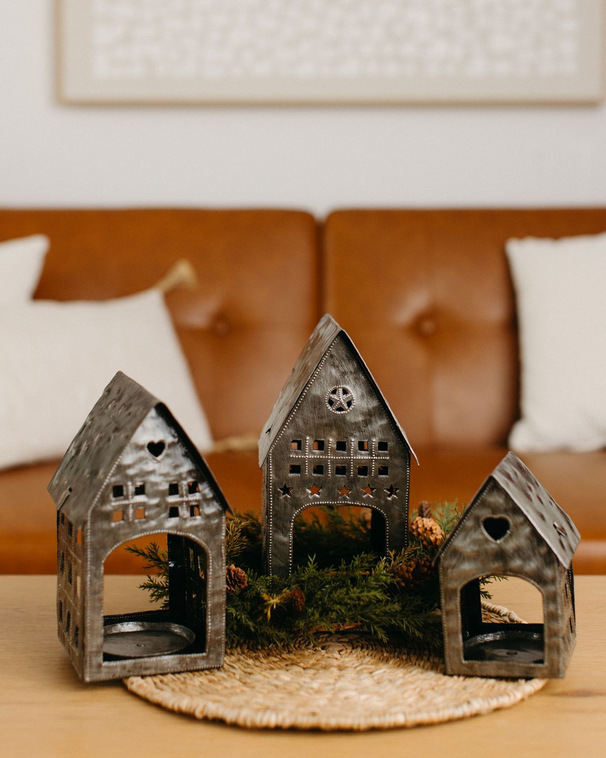 Metal House Candleholder Set