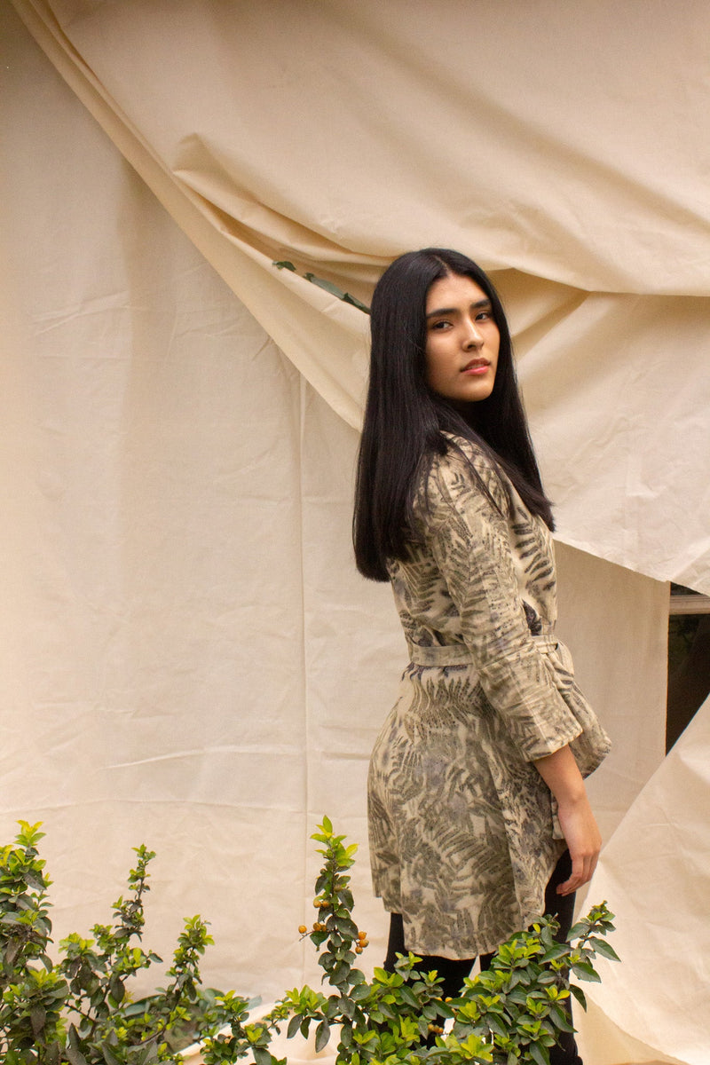 Reyna Blouse with Train – Eco Print with Organic Plants