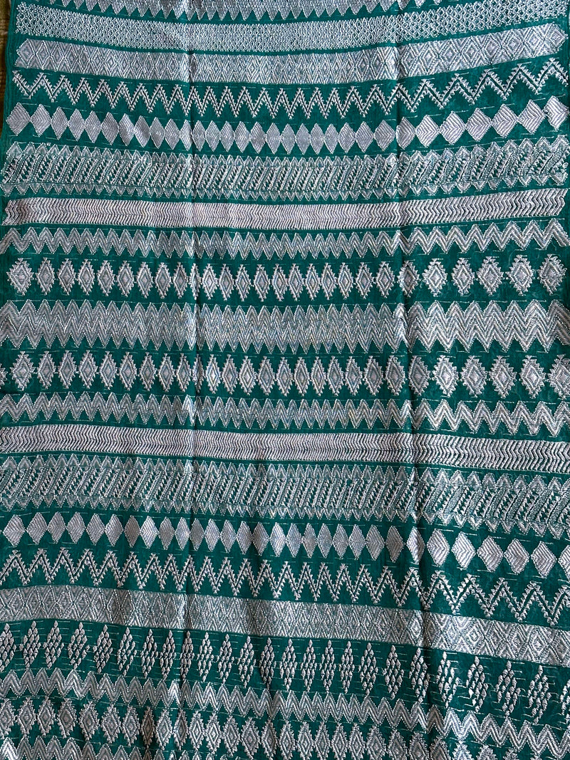 Green and White Petet Handwoven Shawl