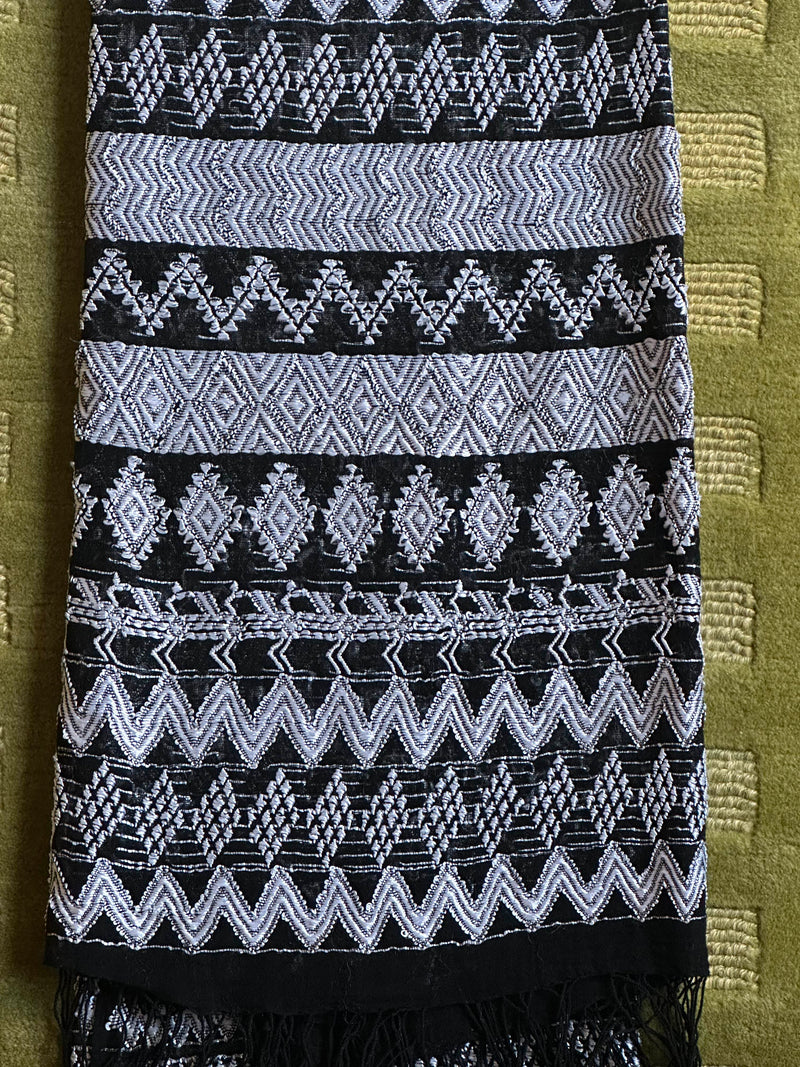 Black and White Petet Handwoven Shawl