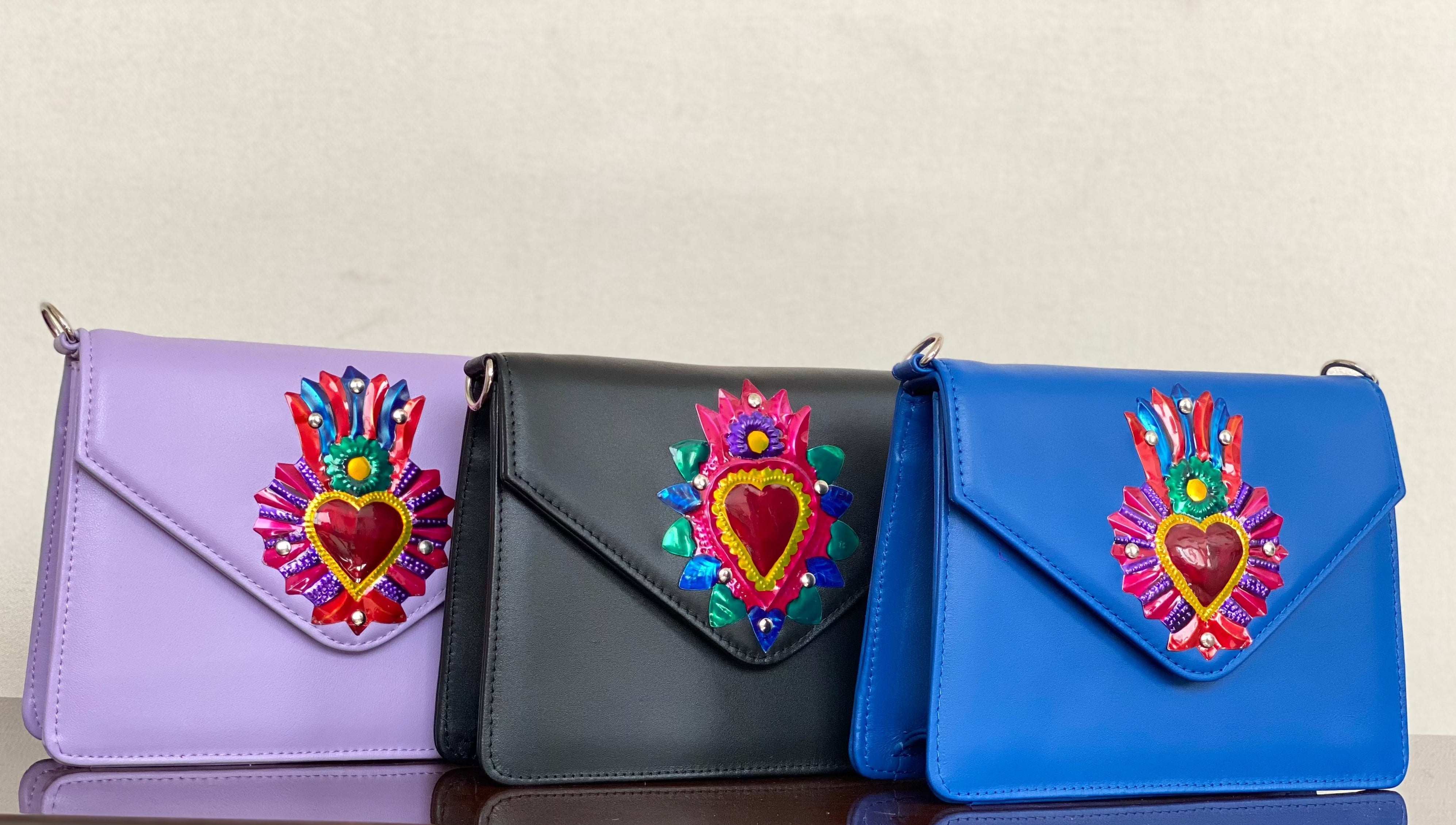 Corazon Divino Bag