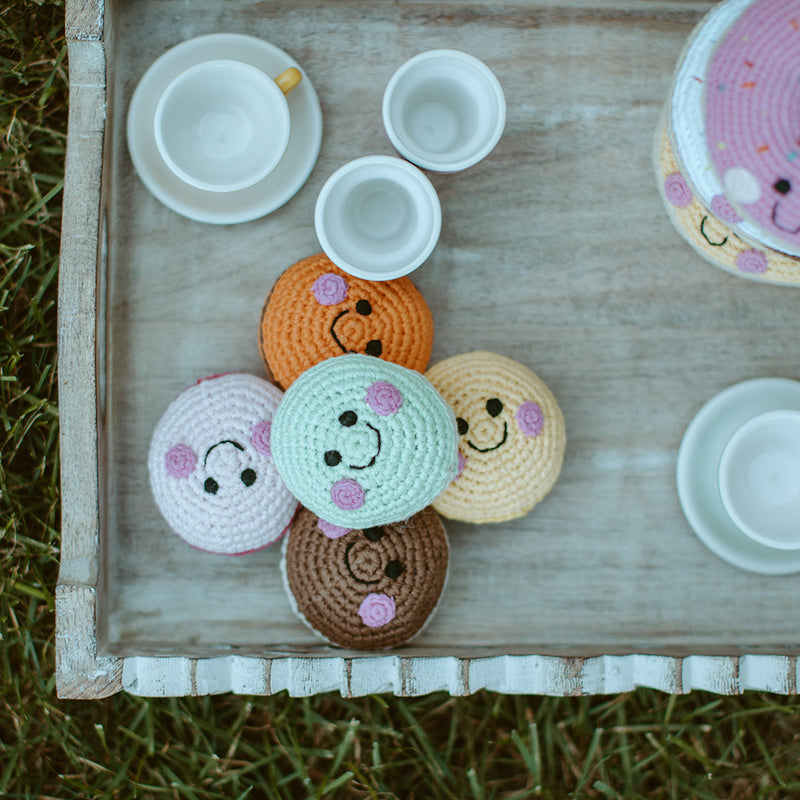 Friendly Macaron Cookie Rattle