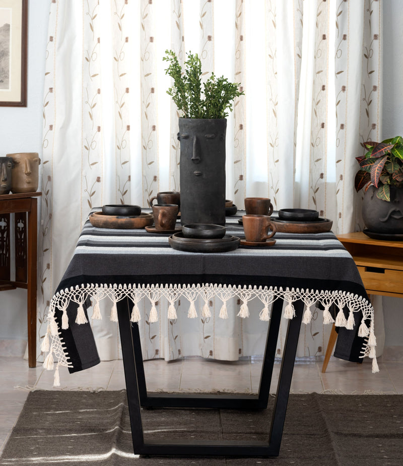 Pueblo Nuevo Table Linens