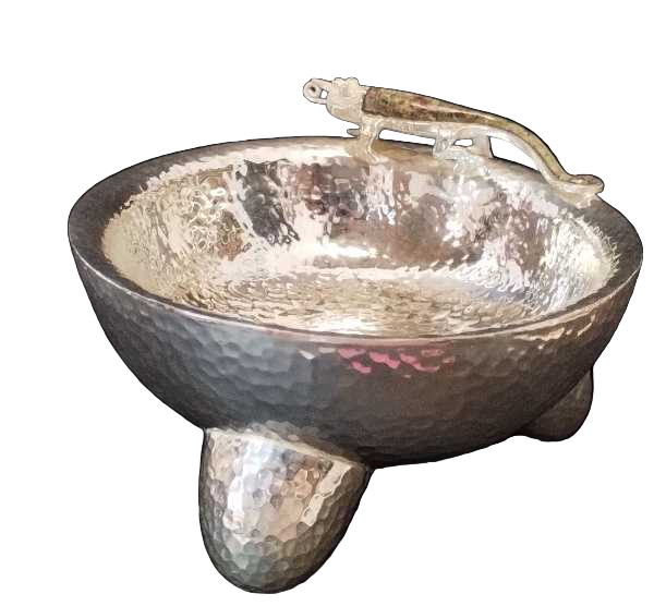 Chameleon Molcajete Centerpiece
