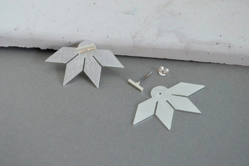 Su'usi Earrings - Flower