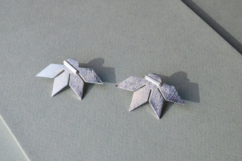 Su'usi Earrings - Flower