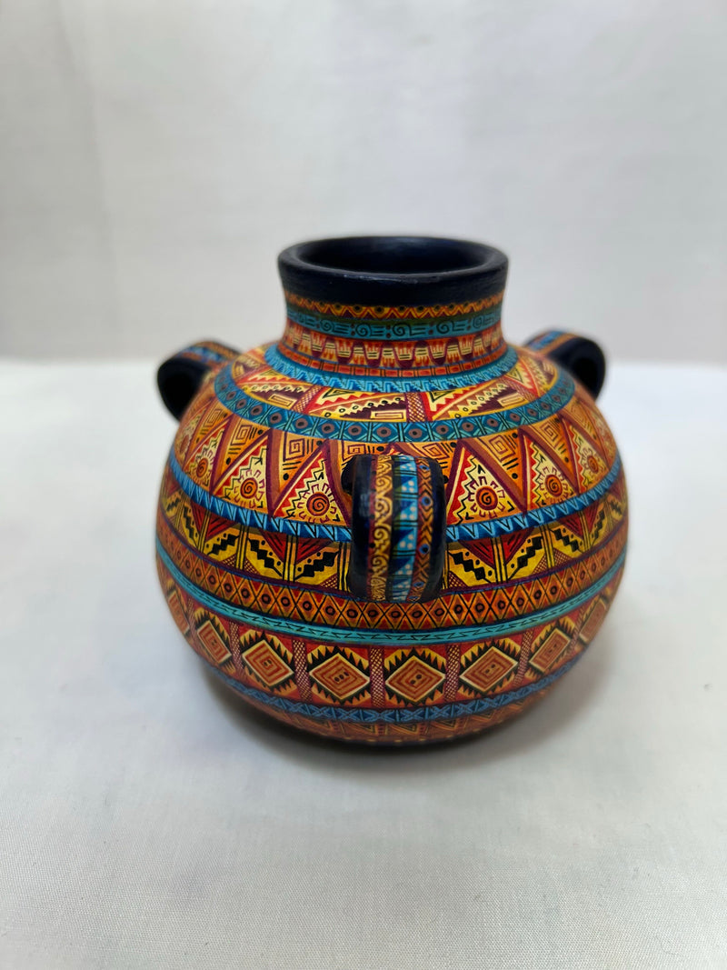 Small Line “C” Clay Pot