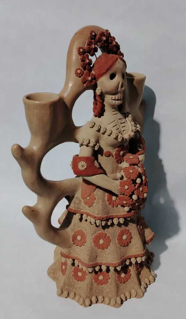 Candleholder Catrina with Natural Clay Finishes