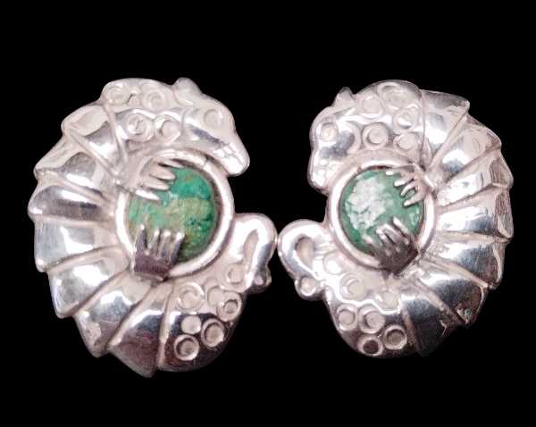 Armadillo-Inspired Earrings with Malachite