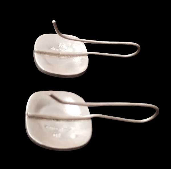 Parrot-Inspired Earrings with Malachite Inlays