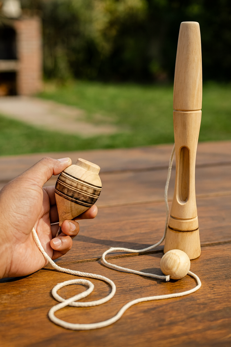 Trompo and Emboque in wood – Chilean classics