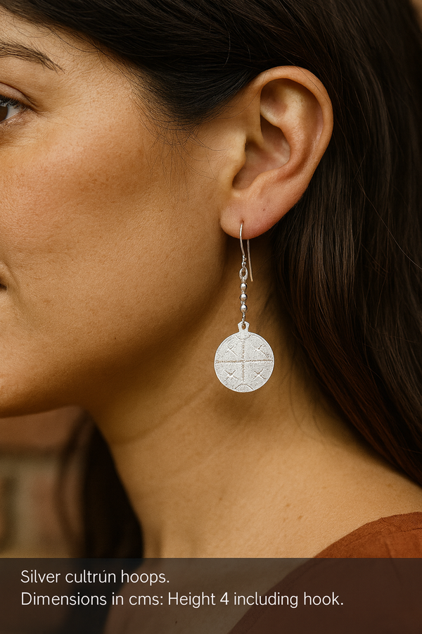 Silver cultrún hoops