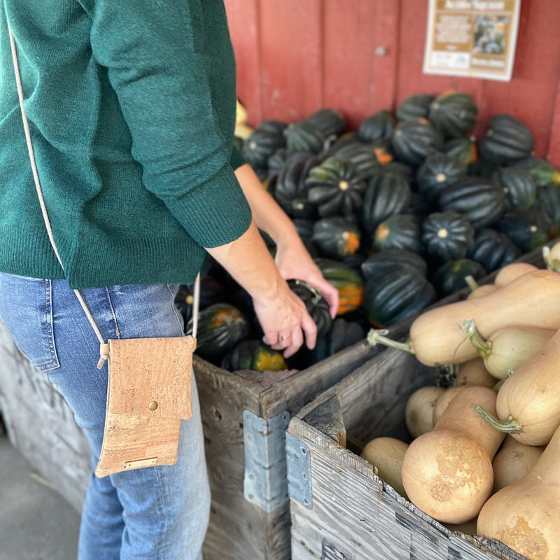 DAYDREAMER phone sling | NATURAL.