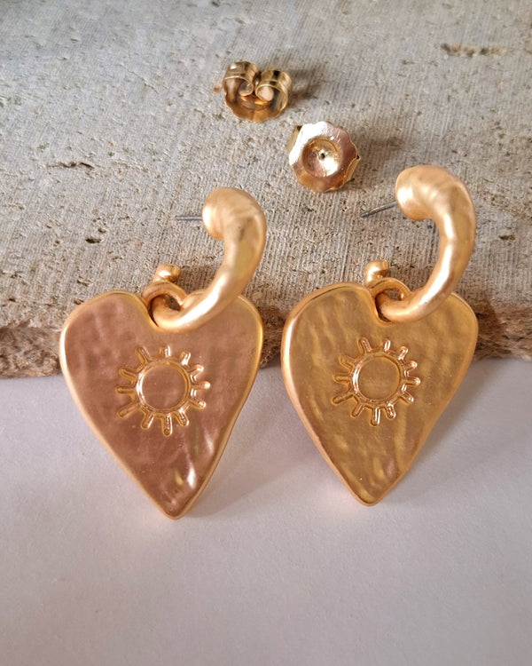 Núkukaule Earrings – Heart