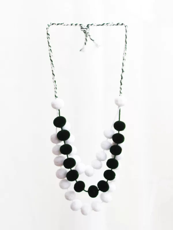 Triple Pom Pom Necklace. Mixt Copot