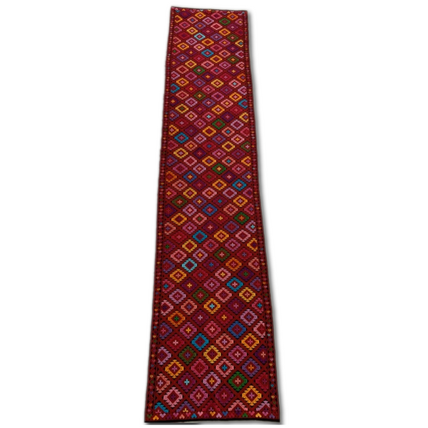 Table Runner with Rhombus Patterns