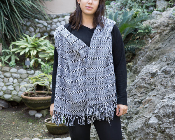 Black & White Shawl Hand-Woven in Loom