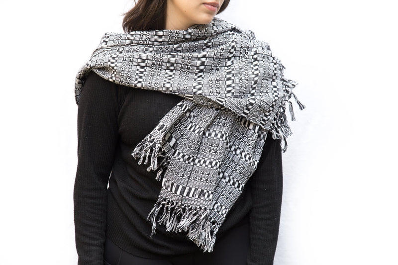 Black & White Shawl Hand-Woven in Loom