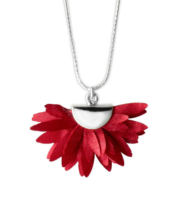 Studio Boutique.- Dhalia Necklace in Sterling Silver