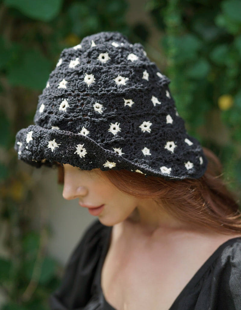 Flora Crochet Hat, in Black