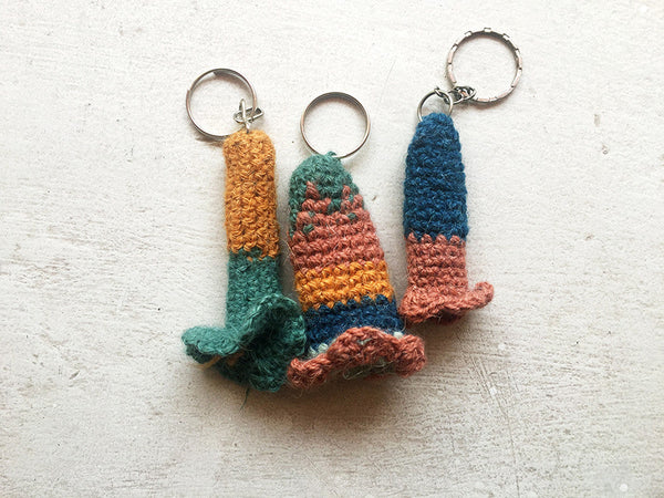 Kantu Knit Flower Keychain (sample)