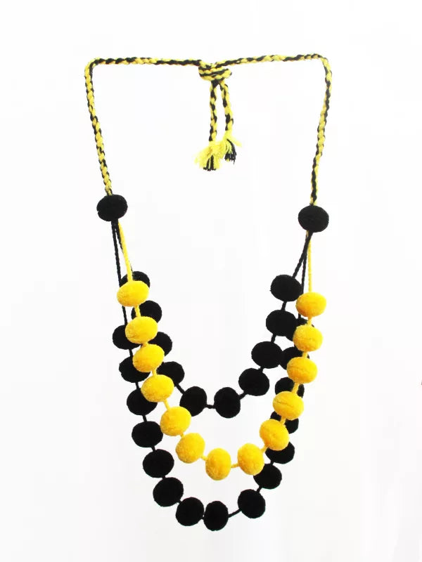 Triple Pom Pom Necklace. Mixt Copot