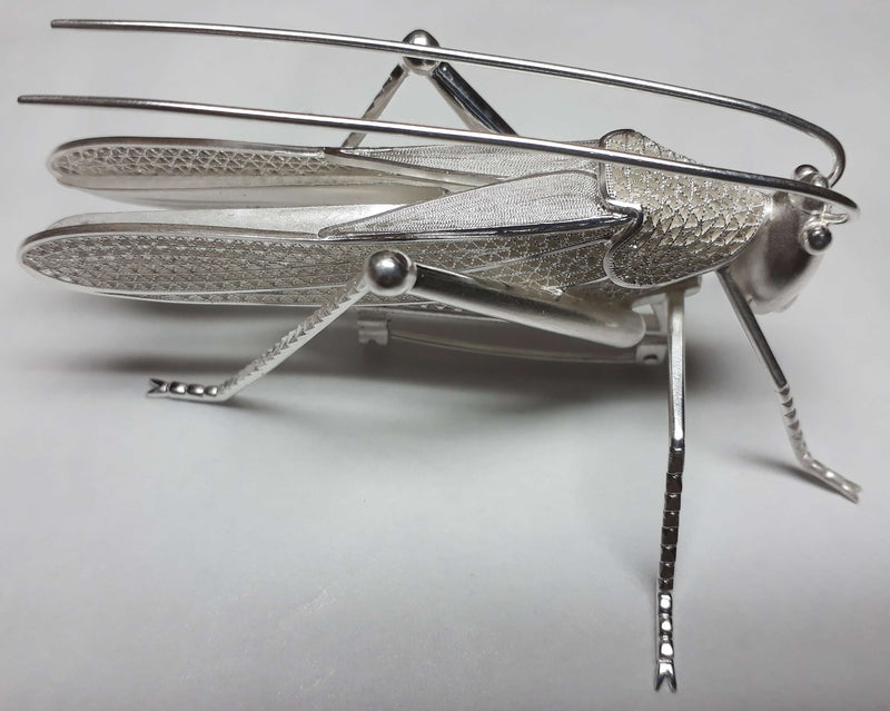 Grasshopper Filigree Brooch in Silver