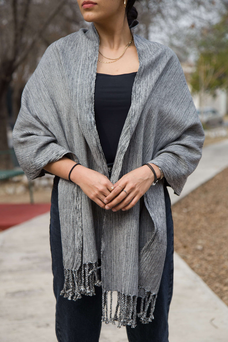 White & Black Shawl Hand-Woven in Loom