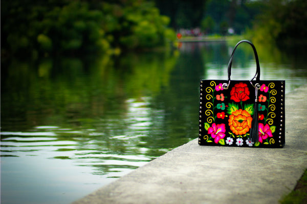 Hand Embroidered Juchitán Sunflower Travel Bag